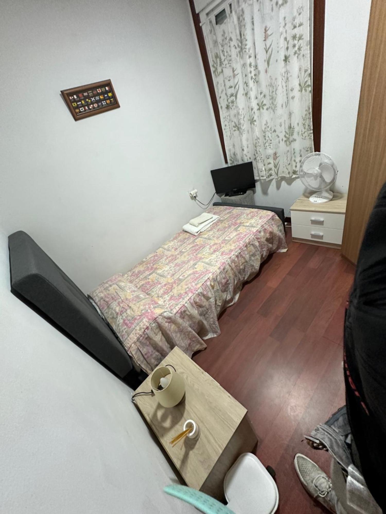 Habitacion Valen Vigo Luaran gambar